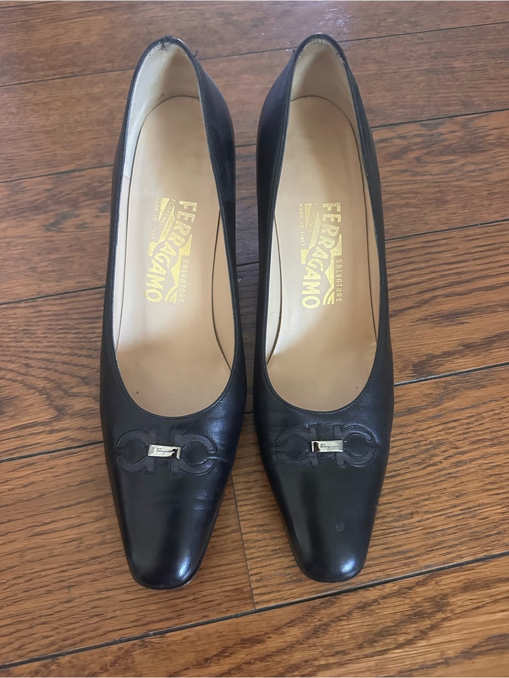 Salvatore Ferragamo Black Leather Mid-Height Pumps with Signature Gancini